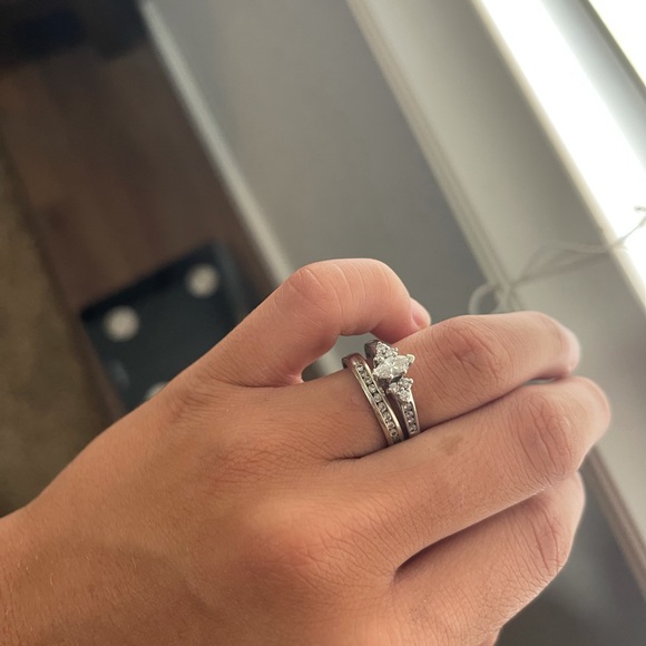 Wedding Set - Picture 3 of 3